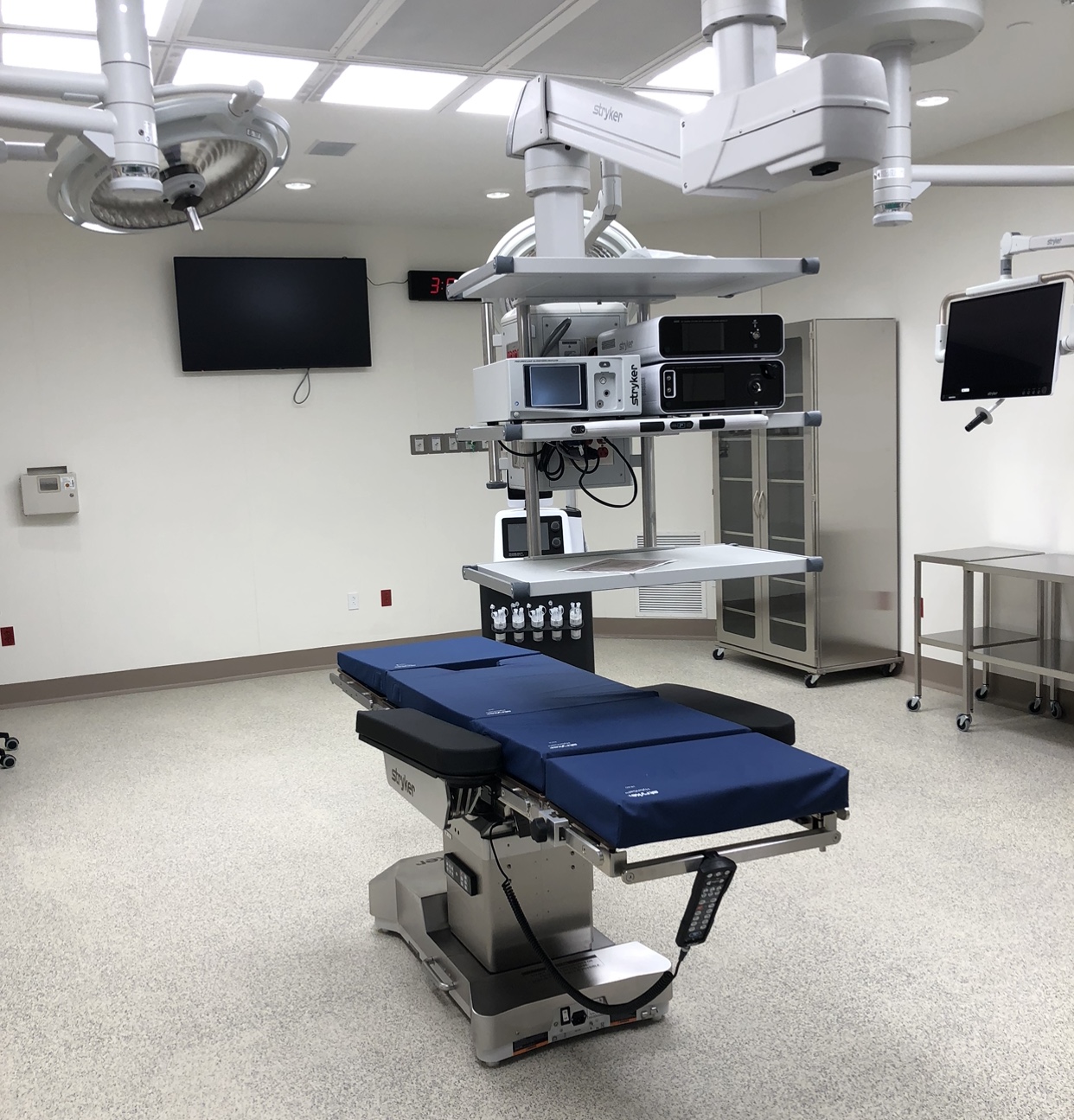 LCHS Surgical Pavilion Inside 1